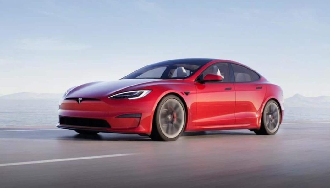 2021 Tesla Model S Plaid: How to Use Launch Control to Eclipse Ludicrous Speed