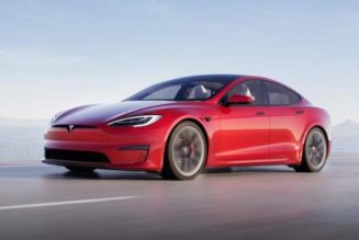2021 Tesla Model S Plaid: How to Use Launch Control to Eclipse Ludicrous Speed