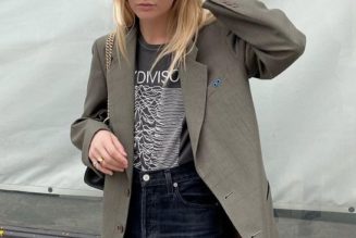 21 Graphic Tees That Are Anything But Basic