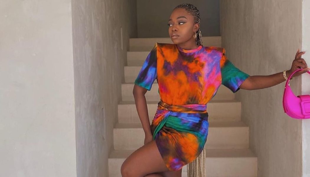 9 Colourful Summer Outfits to Try For Your 21 June Debut