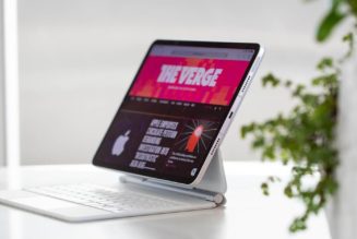 Apple’s next iPad Pro has wireless charging and a glass back: report