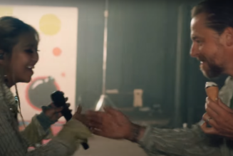 beabadoobee Performs “Last Day On Earth” on Fallon: Watch