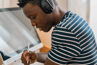 Billboard Buys: Bose’s Noise-Cancelling Headphones Are $170 Off for Prime Day