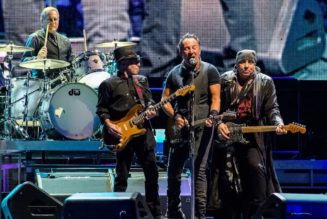 Bruce Springsteen Teases 2022 Tour with E Street Band, Collaboration with The Killers