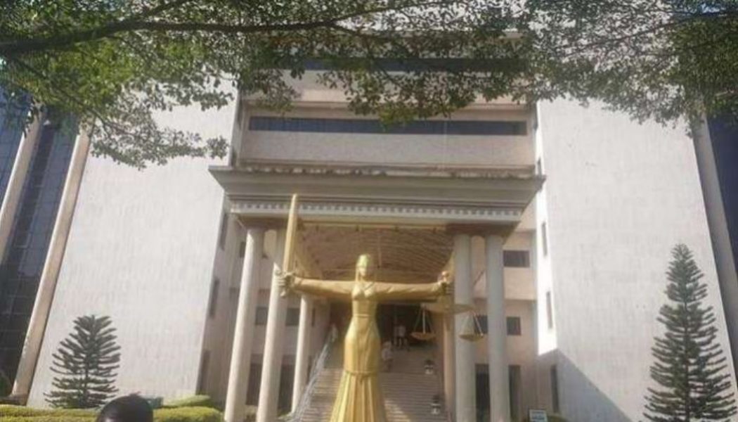 Court restrains Ondo governor from sacking chief judge