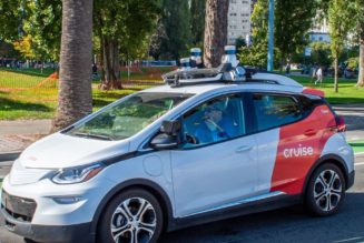 Cruise gets permit from California to provide passenger test rides in driverless vehicles