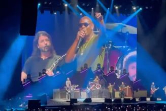 Dave Chappelle Joins Foo Fighters to Cover Radiohead’s “Creep”: Watch