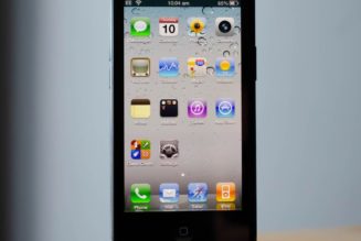 iOS 4 has been lovingly recreated as an iPhone app