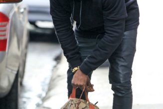 Kanye West Seen Rocking Nikes Again