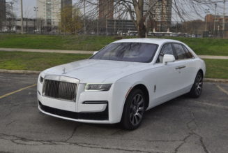 Letting the Day Go By: A Dream Drive in a Bentley and a Rolls-Royce