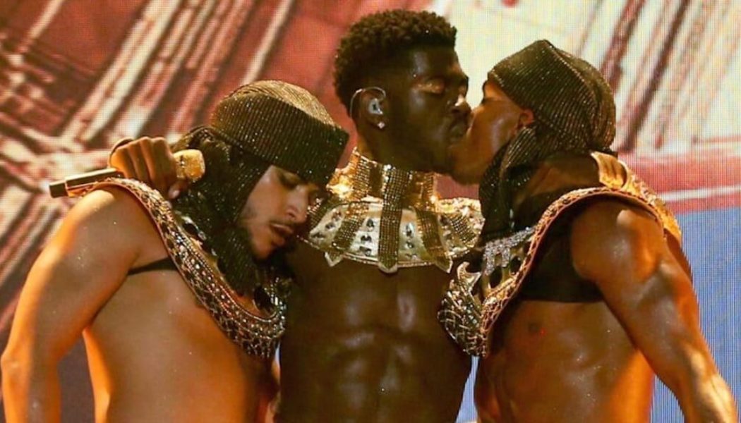 Lil Nas X Claps Back at Trolls Complaining About His Kiss at the BET Awards