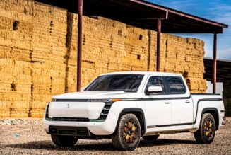 Lordstown Motors stops work on electric van to focus on pickup truck