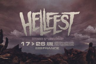 METALLICA, GUNS N’ ROSES, SCORPIONS And NINE INCH NAILS Among 350 Artists Who Will Perform At 2022 Edition Of France’s HELLFEST