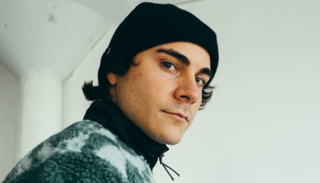 Rome in Silver’s Distinct Sonic Identity Shines in New EP, “Makeshift Moon”