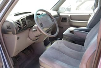 So, I Bought a 1994 Dodge Caravan With a Manual Transmission