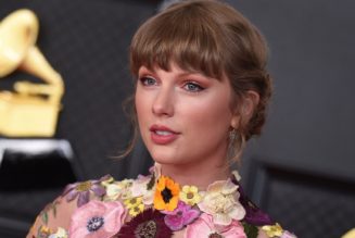 Taylor Swift Is ‘In My Feelings’ Over ‘Evermore’ Returning to No. 1 on Billboard 200