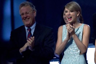 Taylor Swift’s Dad Says He Still Has Guitar Picks From ‘Red’ Tour ‘If They’re Needed’