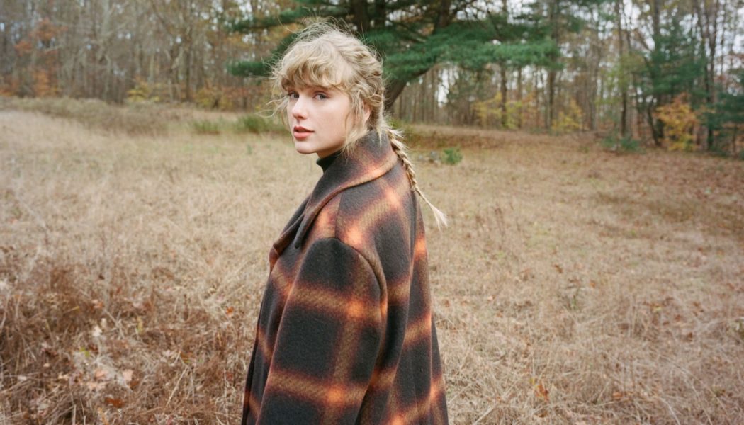 Taylor Swift’s evermore Breaks Best Vinyl Sales Week Record in Just Three Days