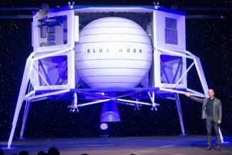 The Senate just advanced the beef between SpaceX and Blue Origin