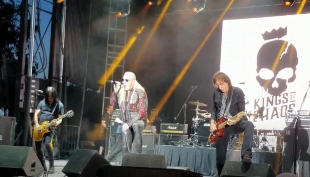 Watch WARREN DEMARTINI, DEE SNIDER And GILBY CLARKE Perform RATT’s ‘Wanted Man’ In New Mexico