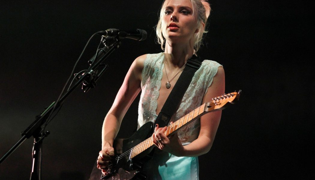 Wolf Alice Leap Into Top Spot on U.K. Midweek Chart With ‘Blue Weekend’