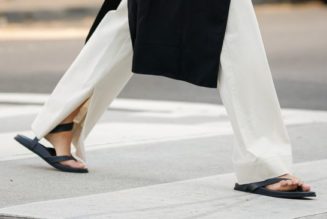3 Sandal Styles a Podiatrist Wants You to Break Up With