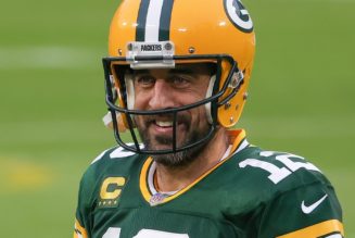 Aaron Rodgers Confirmed to Return to Green Bay Packers for 2021 NFL Season