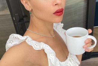 Another Day, Another Simple Zoë Kravitz Outfit I Just Can’t Fault