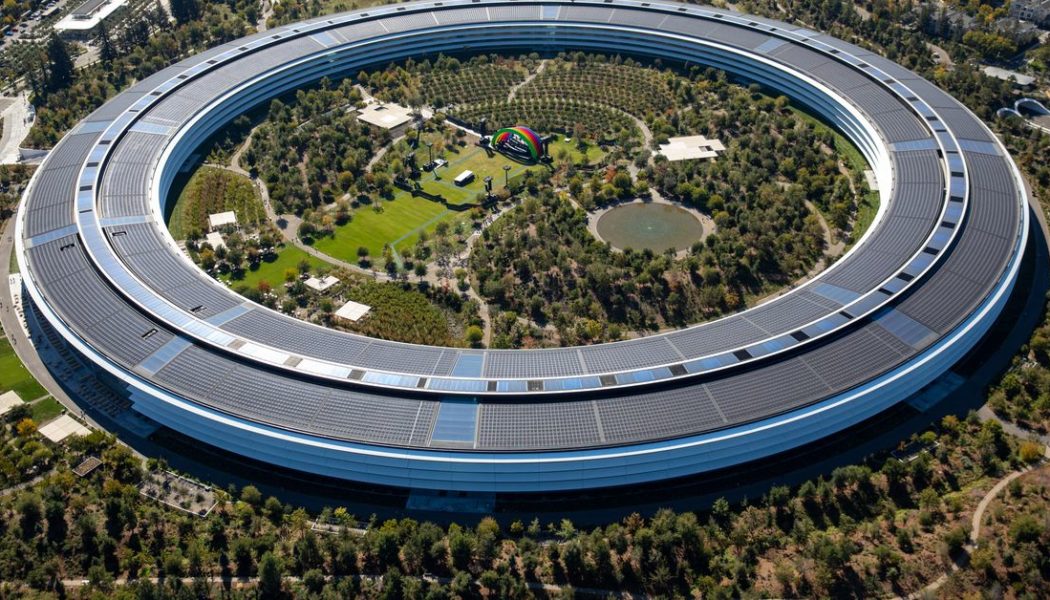 Apple pushes back return to offices due to rising COVID cases: report