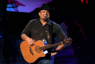 Garth Brooks Concert in Kansas City Will Include Vaccine Clinic