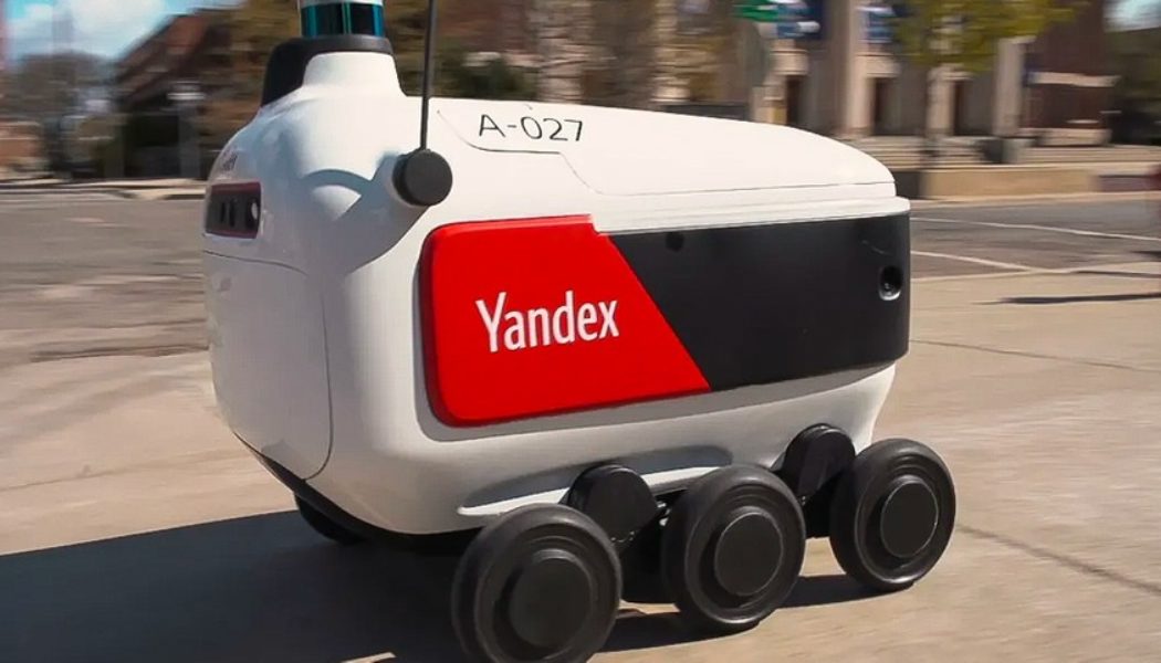 GrubHub and Yandex Introduce Food Delivery Rovers to College Campuses