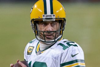 Las Vegas Sportsbooks Reportedly Brace for Aaron Rodgers Retirement Announcement