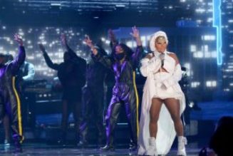 Lil Kim Fires Back At 50 Cent Over Instagram Jab, Digs In Over Dinner Date Diss