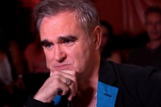 Morrissey Describes Pandemic as “Con-vid”, Likens Government Restrictions to Slavery