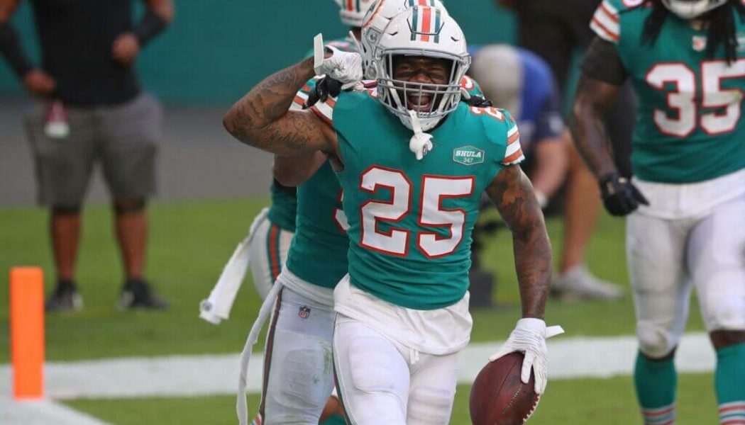NFL: Xavien Howard requests trade from Miami Dolphins