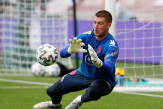 ‘No messing around’: Pundit tips Arsenal to beat West Ham United to 28-year-old goalkeeper