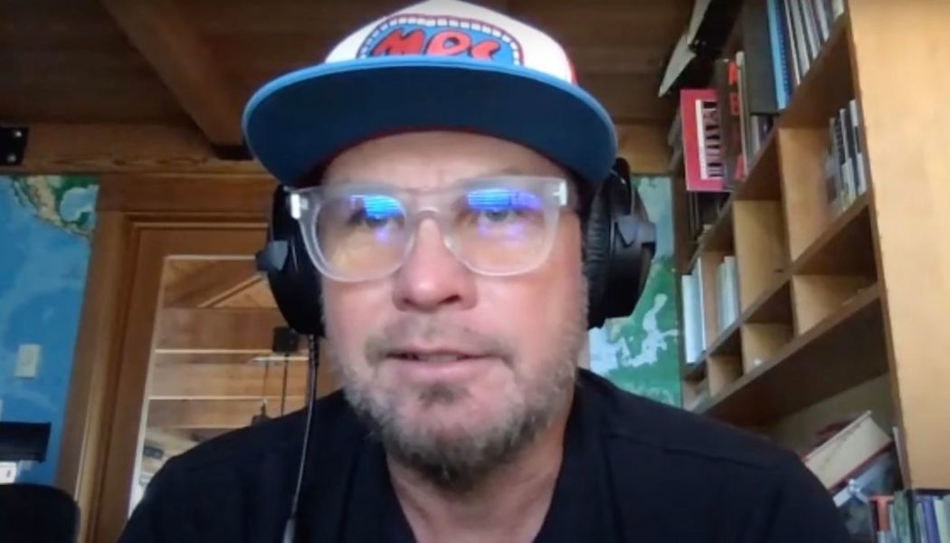Pearl Jam’s Jeff Ament Isn’t Comfortable Playing Indoor Shows and “Checking Vaccination Cards”