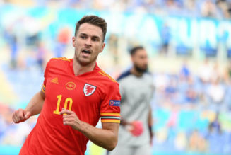 Premier League duo interested in Juventus midfielder