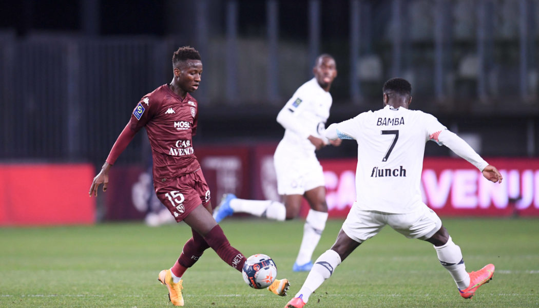 Report: Aston Villa walk away from midfielder deal because of ‘ridiculous’ £20m asking price