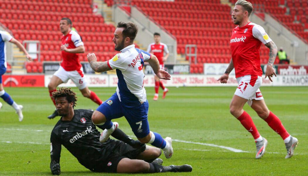 Southampton could offer 21-year-old in deal to sign 29-goal striker this summer – report