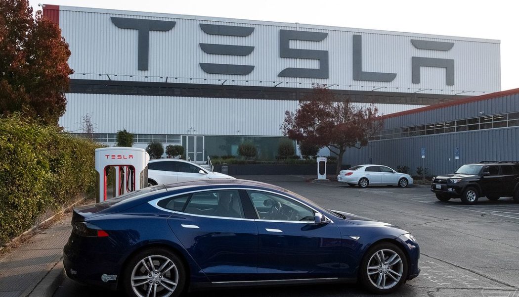 Tesla agrees to pay $1.5 million to settle battery throttling lawsuit