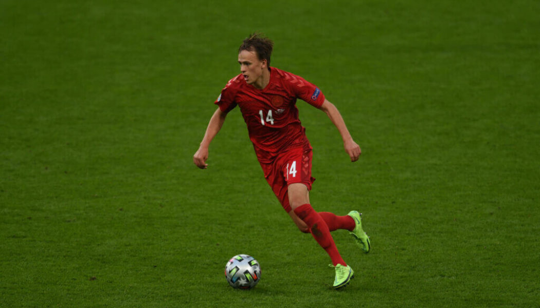 Tottenham and Leeds keen on 21-yr-old midfielder, Paratici a big fan of the player