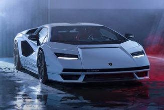All 112 Lamborghini Countach LPI 800-4 Supercars Have Been Sold