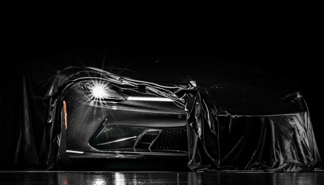 Automobili Pininfarina Builds a Blacked-Out Carbon Fiber Battista