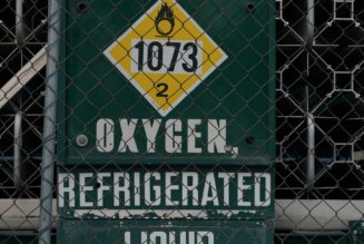 COVID surge causes liquid oxygen problems for SpaceX, water utilities