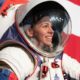 Elon Musk Offers for SpaceX To Develop NASA’s Artemis Spacesuits