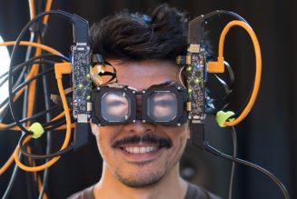 Facebook’s New VR Headset Projects a User’s Eyes in 3D