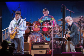 Fan Dies at Dead & Company Concert After Falling Off Balcony