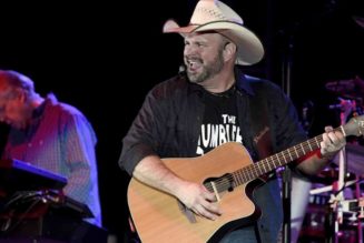Garth Brooks Cancels Remaining 2021 Tour Dates Due to COVID-19