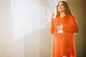 Kacey Musgraves ‘Sets the Scene’ for New Song With Some Heartbreaking Lyrics
